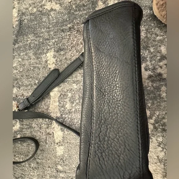 Michael Kors mini cross body black purse - Picture 2 of 9